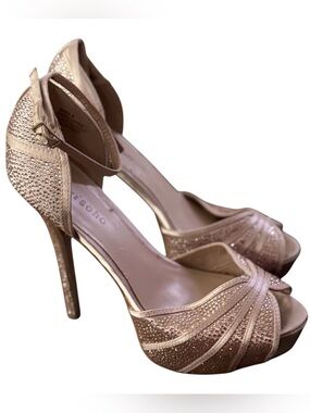 Zigi Soho Savina Rhinestone Platform Stiletto Heels Champagne Size 8.5